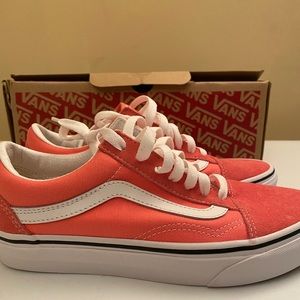 Vans pink